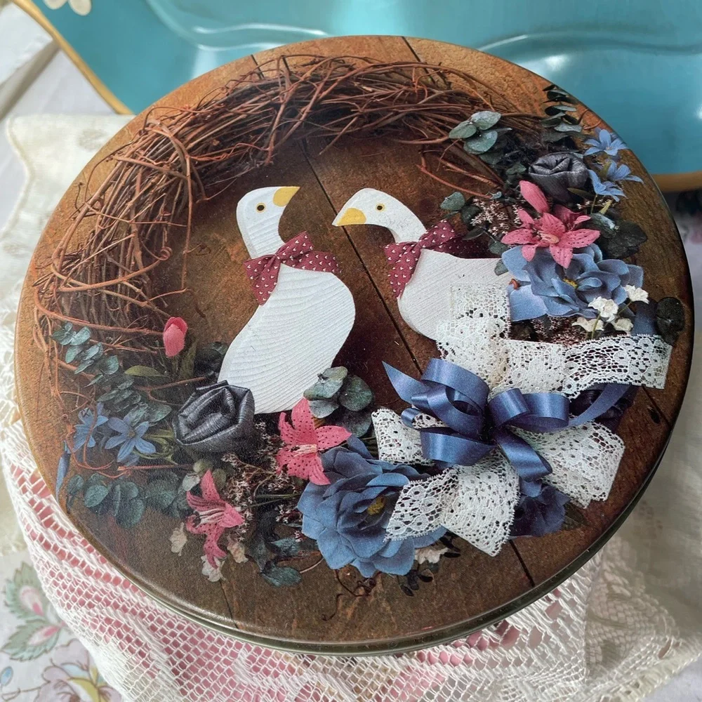 Vintage 90s Goose Print Round Tin Box Canister Farmhouse Cottagecore Grandmacore